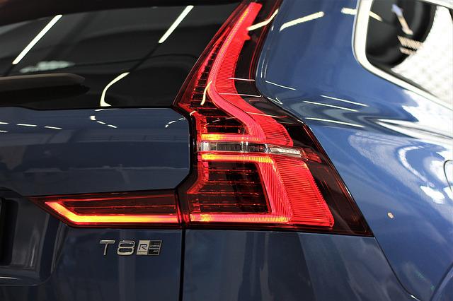 Image of the rear of a blue Volvo XC60