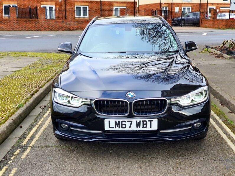 BMW 318i Sport Touring