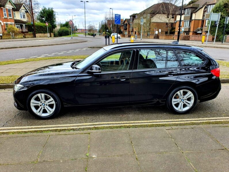 BMW 318i Sport Touring