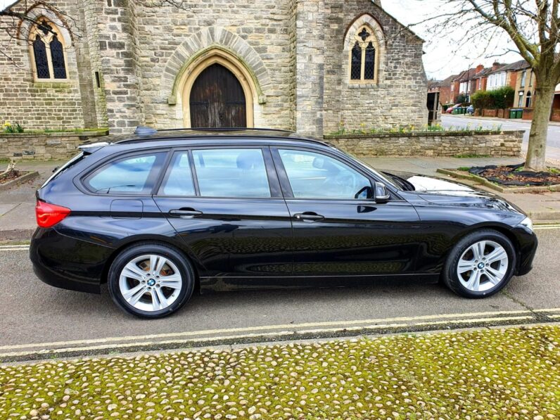 BMW 318i Sport Touring
