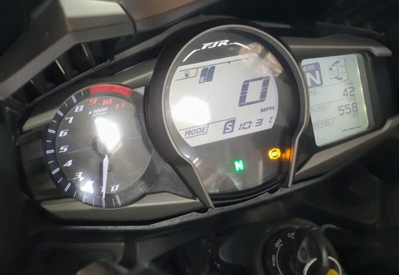 YAMAHA FJR 1300 A