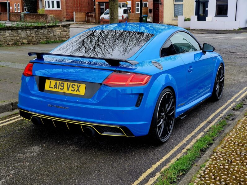 AUDI TT TFSI BLACK EDITION