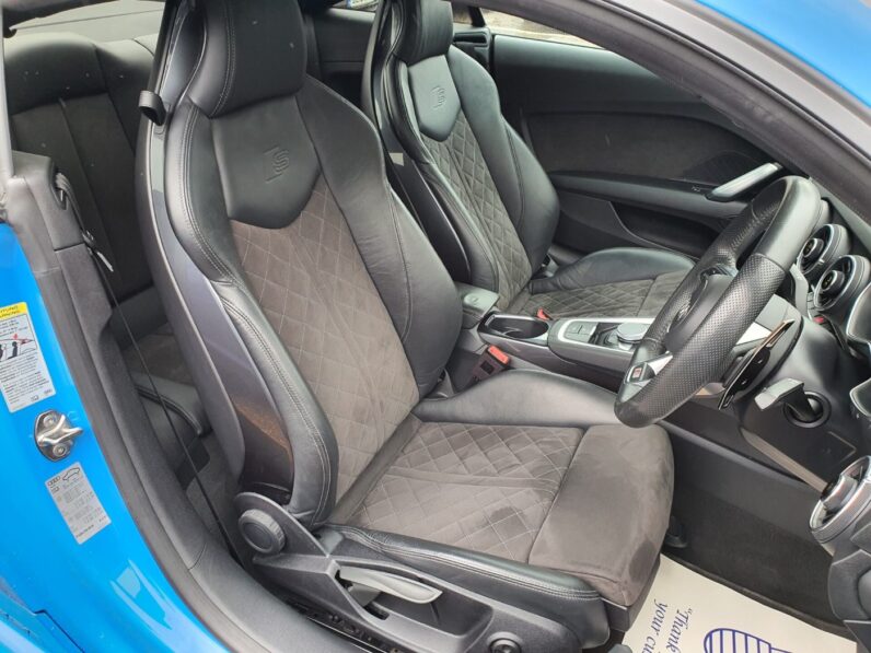 AUDI TT TFSI BLACK EDITION