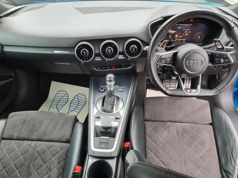 AUDI TT TFSI BLACK EDITION