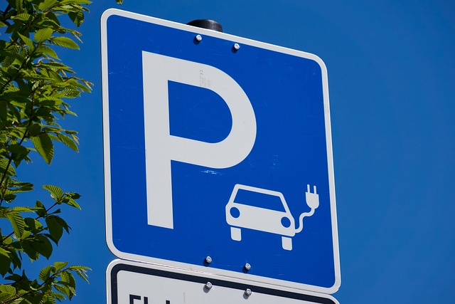 Image of a charging point car park sign