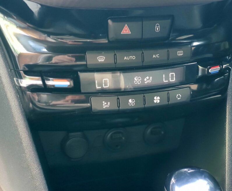 PEUGEOT 2008 VTi ALLURE STATION WAGON