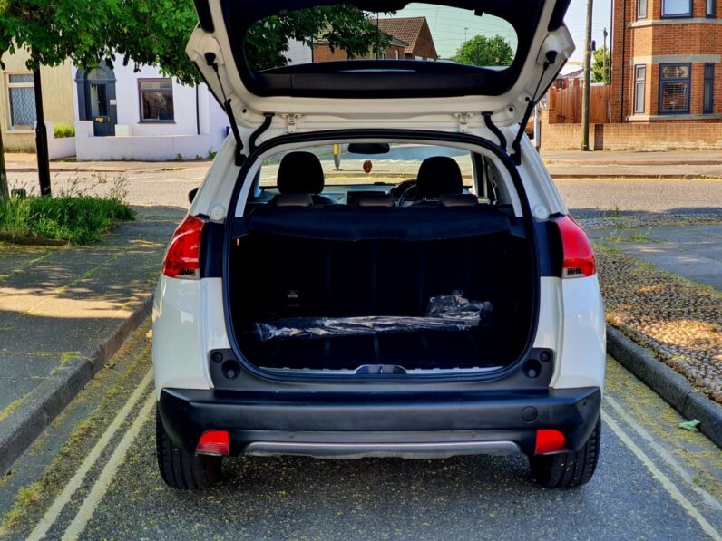 PEUGEOT 2008 VTi ALLURE STATION WAGON