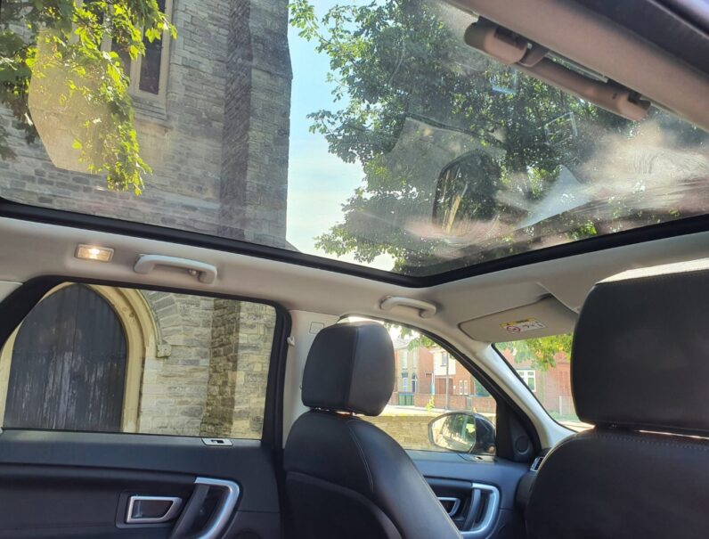 LAND ROVER DISCOVERY SPORT HSE