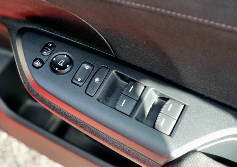 HONDA CIVIC i-DETEC SR