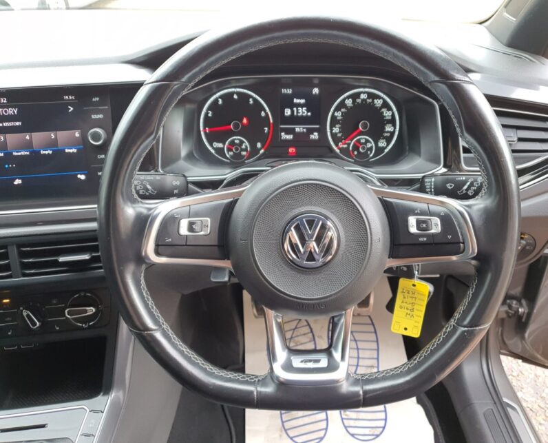 VOLKSWAGEN POLO R-LINE