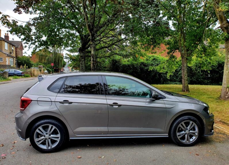 VOLKSWAGEN POLO R-LINE