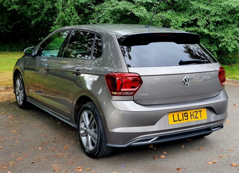 VOLKSWAGEN POLO R-LINE