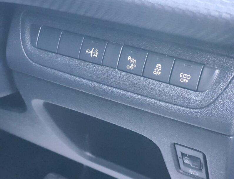 PEUGEOT 2008 ALLURE