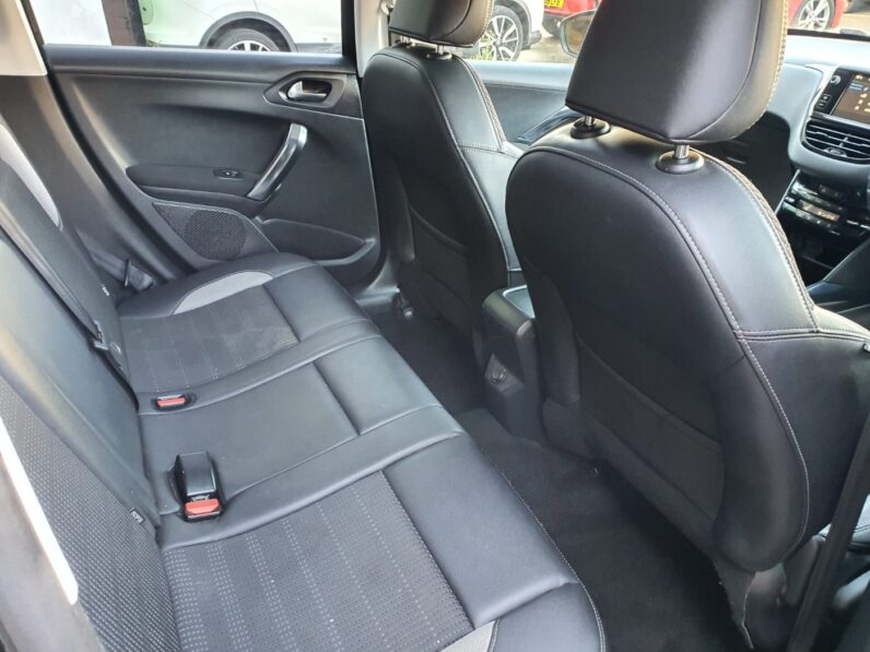 PEUGEOT 2008 ALLURE
