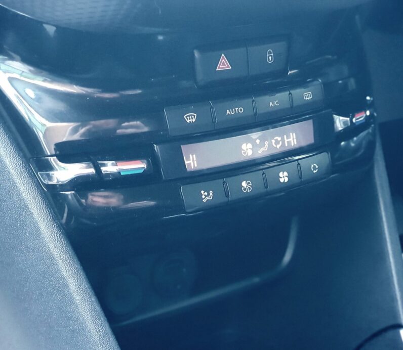 PEUGEOT 2008 ALLURE
