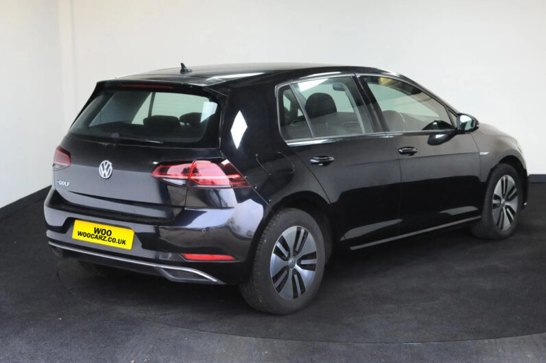 VOLKSWAGEN E-GOLF