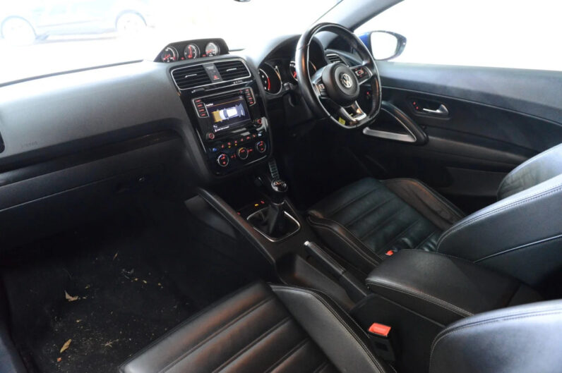 VOKSWAGEN SCIROCCO R LINE BLUEMOTION TECH