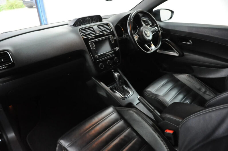 VOKSWAGEN SCIROCCO R LINE BLUEMOTION TECH DSG