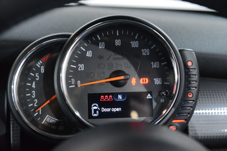 MINI HATCH COOPER