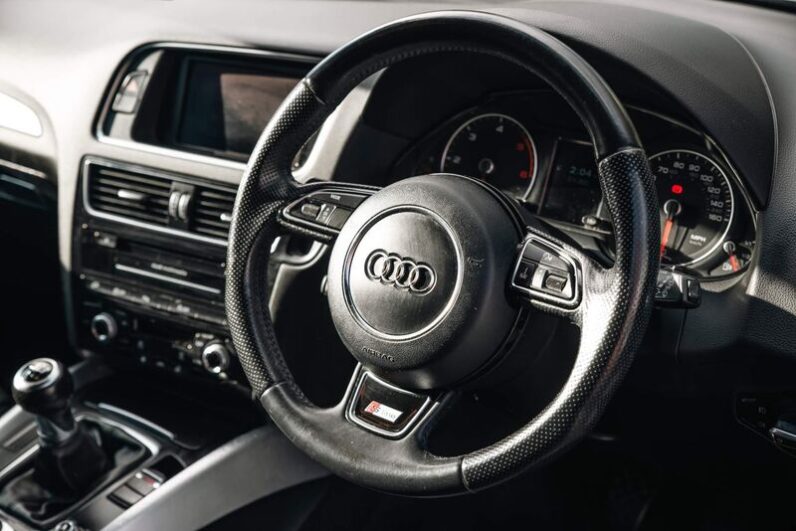 AUDI Q5 TDI QUATTRO S LINE PLUS