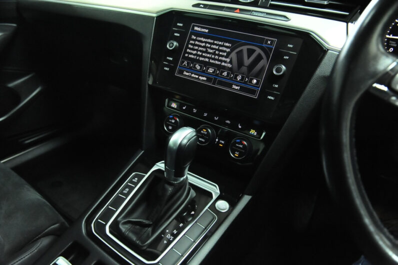 VOLKSWAGEN PASSAT GT TSI EVO DESG
