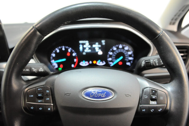 FORD FOCUS TITANIUM