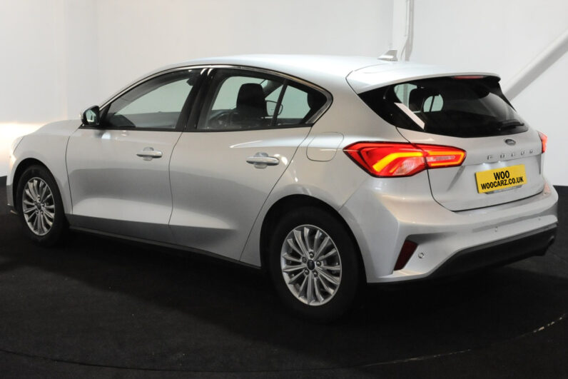 FORD FOCUS TITANIUM