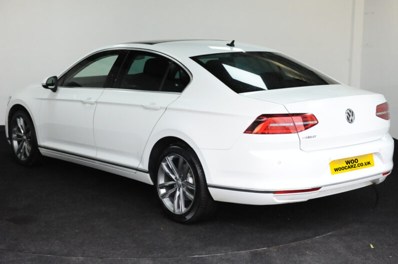 VOLKSWAGEN PASSAT GT TSI EVO DESG