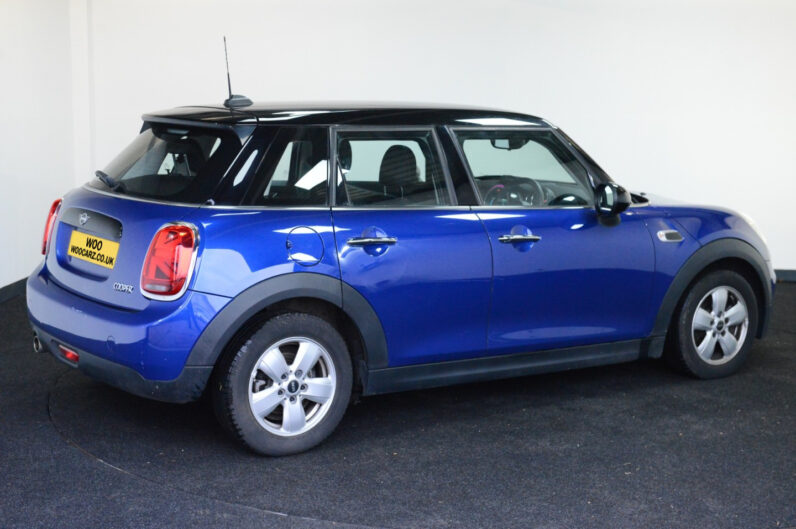 MINI HATCH COOPER CLASSIC