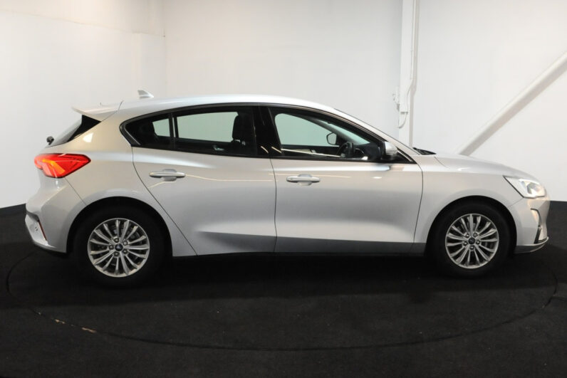 FORD FOCUS TITANIUM