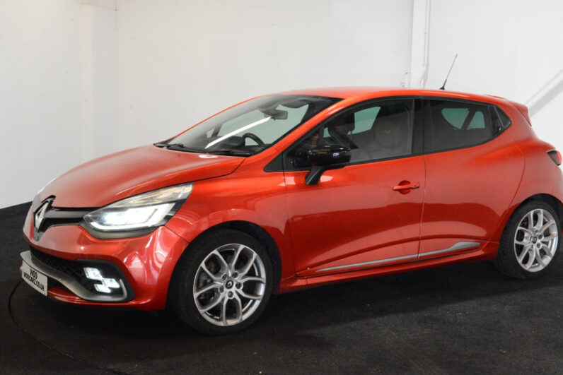 RENAULT CLIO RENAULTSPORT NAV