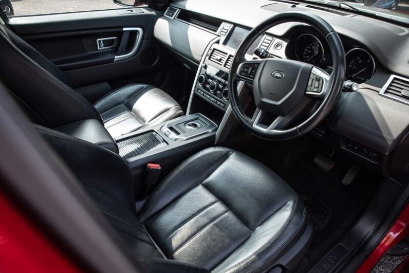 LAND ROVER DISCOVERY SPORT TD4 SE TECH
