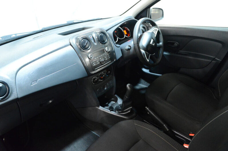 DACIA SANDERO ESSENTIAL TCE
