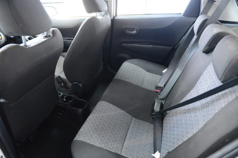 TOYOTA YARIS VVT-I ICON PLUS