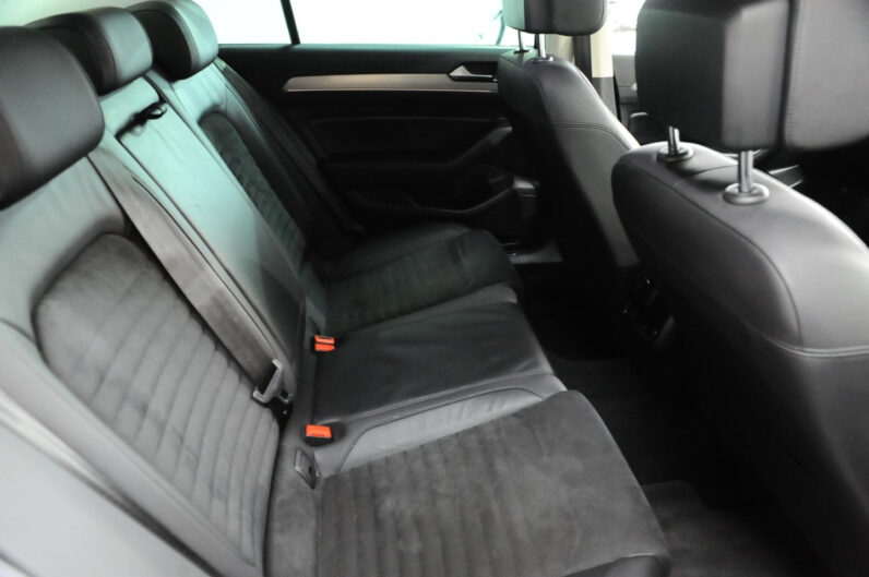 VOLKSWAGEN PASSAT GT TSI EVO DESG