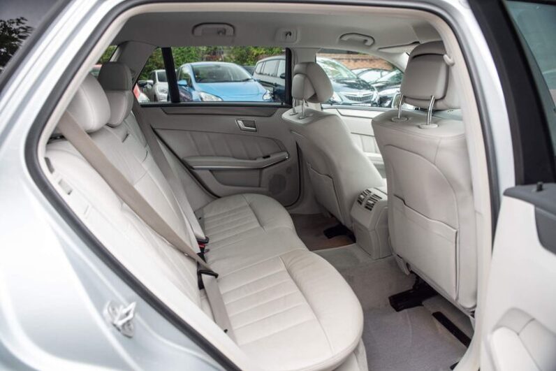MERCEDES-BENZ E CLASS E220 CDI SE