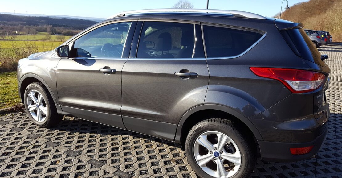 ford kuga car