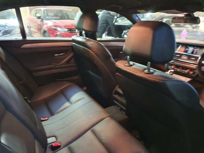 BMW 5 SERIES 520d M SPORT
