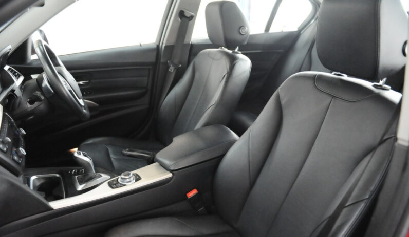 BMW 3 SERIES 330d XDRIVE SE
