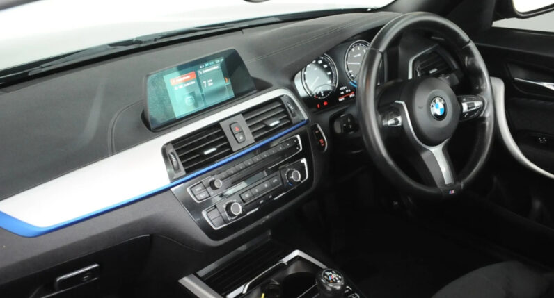BMW 2 SERIES 218i M SPORT