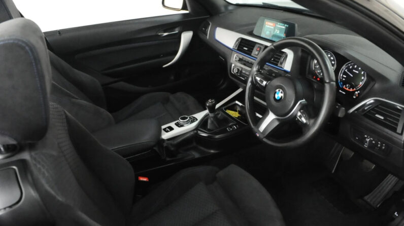 BMW 2 SERIES 218i M SPORT
