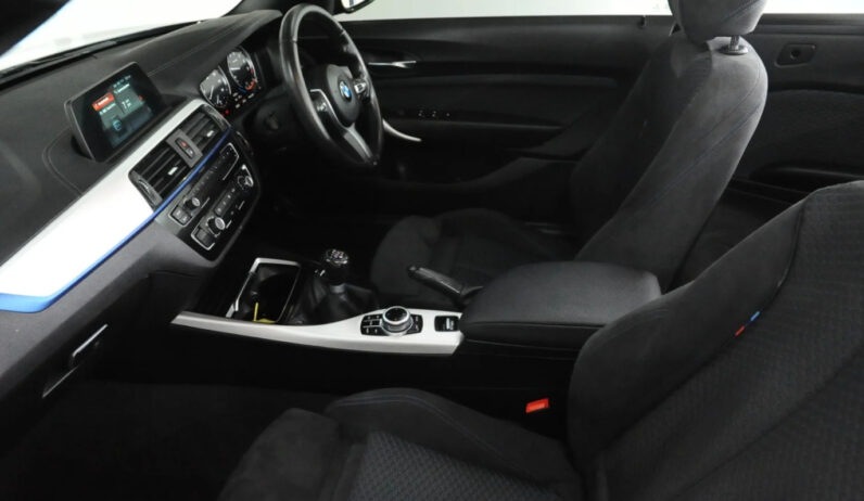BMW 2 SERIES 218i M SPORT