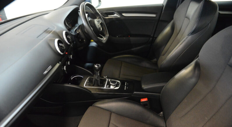 AUDI A3 SPORTBACK TFSI S LINE