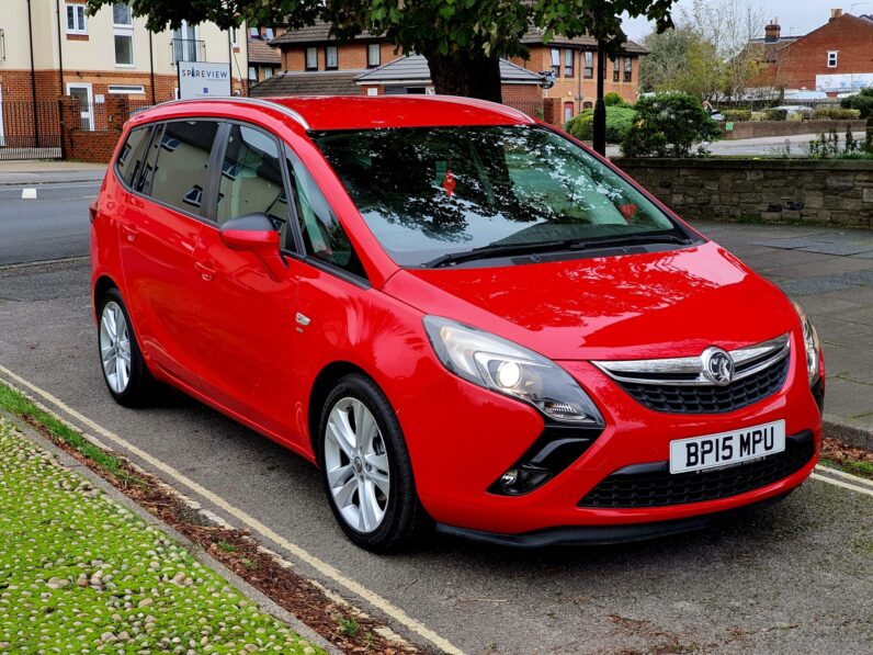 VAUXHALL ZAFIRA TOURER SRi