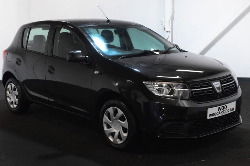 DACIA SANDERO ESSENTIAL TCE