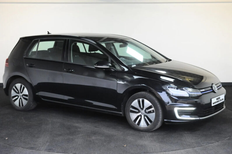 VOLKSWAGEN E-GOLF