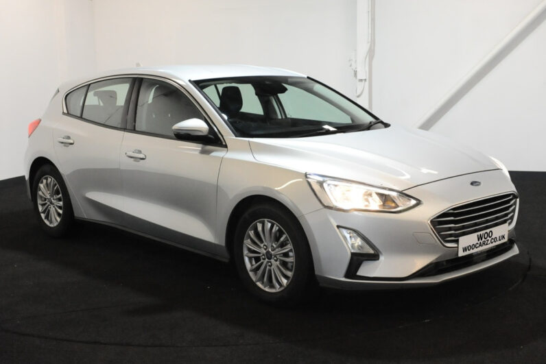 FORD FOCUS TITANIUM