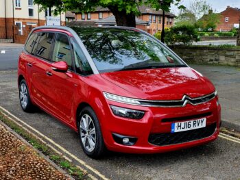 red citreon C4 MPV