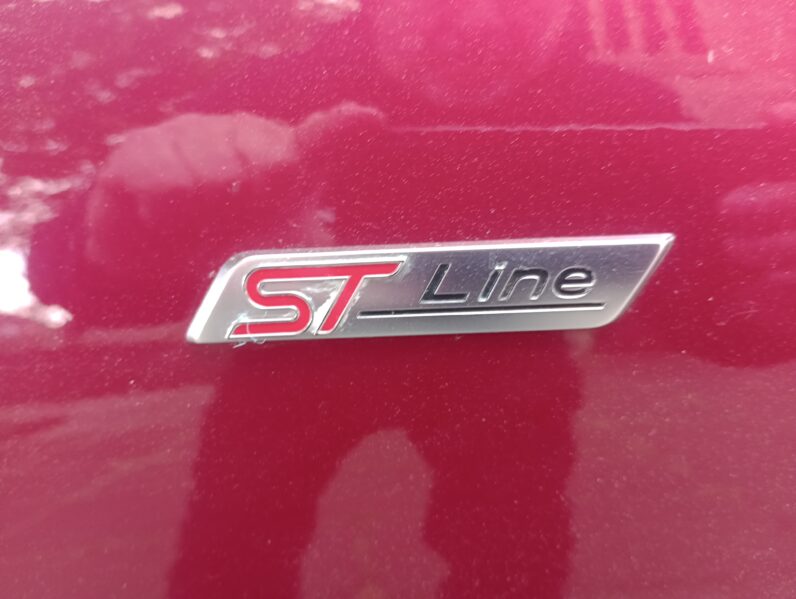 FORD FOCUS ST-LINE