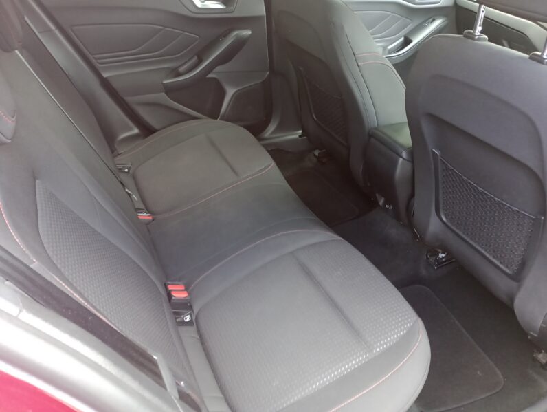 FORD FOCUS ST-LINE